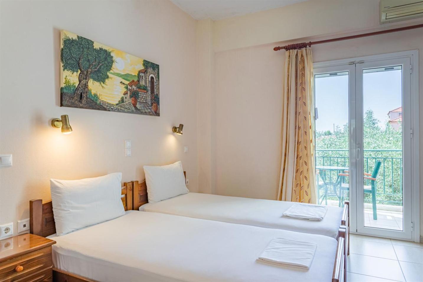 Vasiliki Apartments Sztúpa Kültér fotó